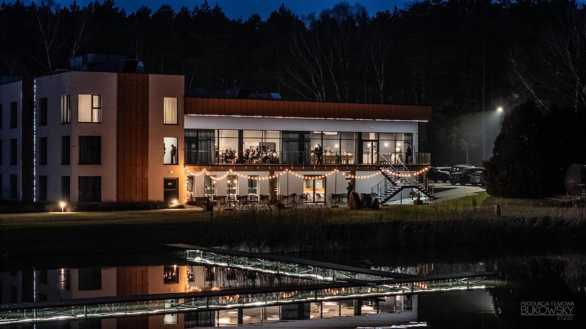 Hotel Odpocznia Resort I Las Jaracz ภายนอก รูปภาพ