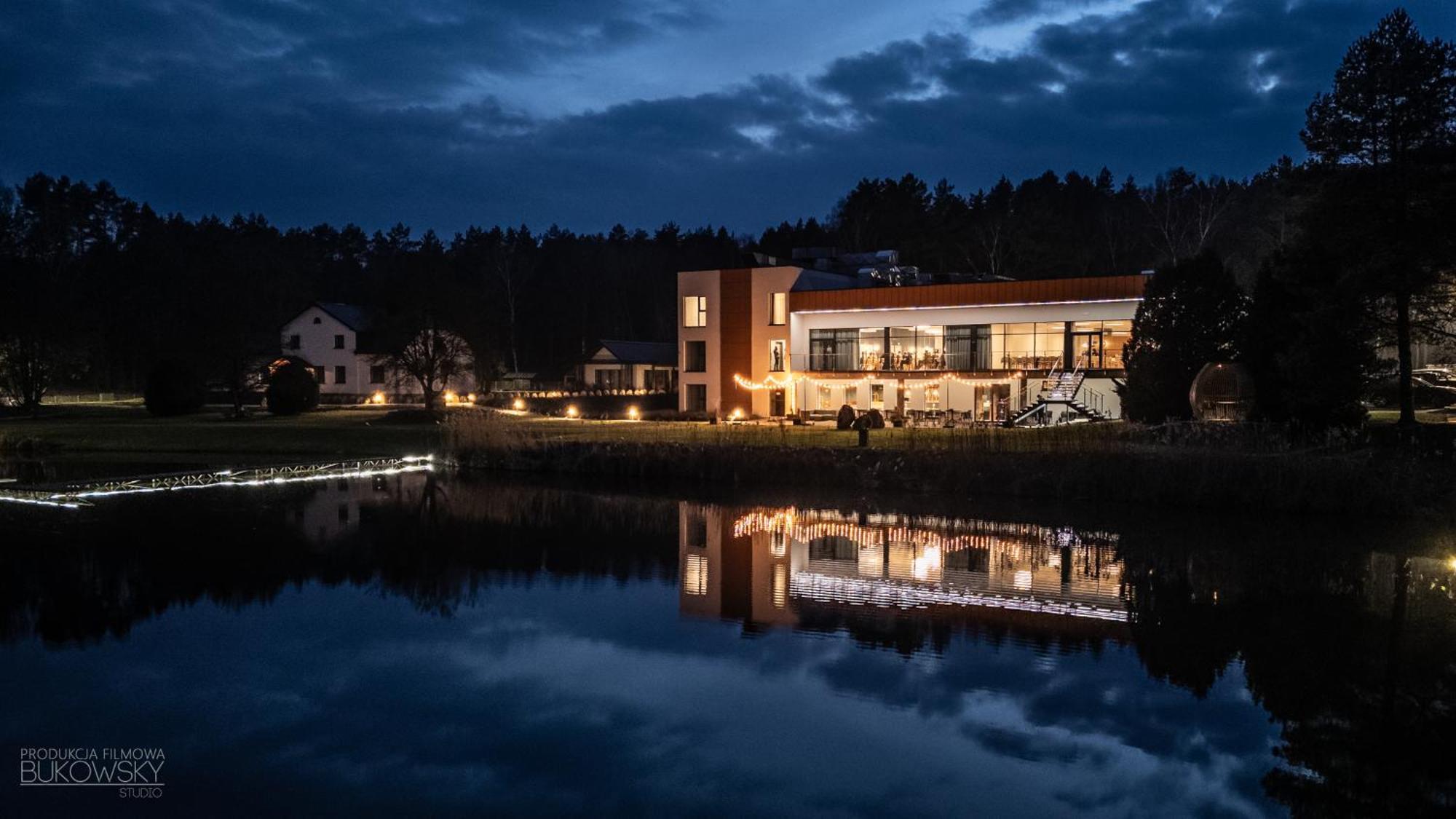 Hotel Odpocznia Resort I Las Jaracz ภายนอก รูปภาพ
